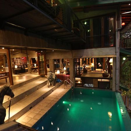 Aayu Hanthana Boutique Hotel كاندي المظهر الخارجي الصورة