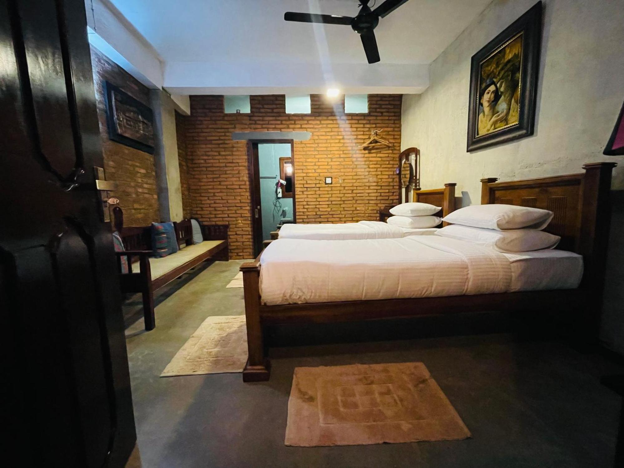 Aayu Hanthana Boutique Hotel كاندي المظهر الخارجي الصورة