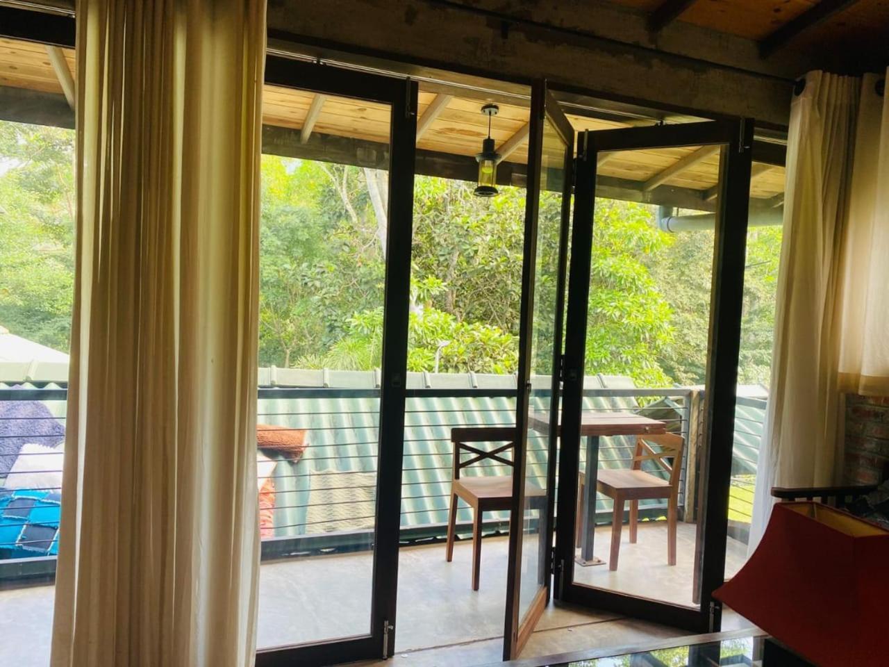 Aayu Hanthana Boutique Hotel كاندي المظهر الخارجي الصورة