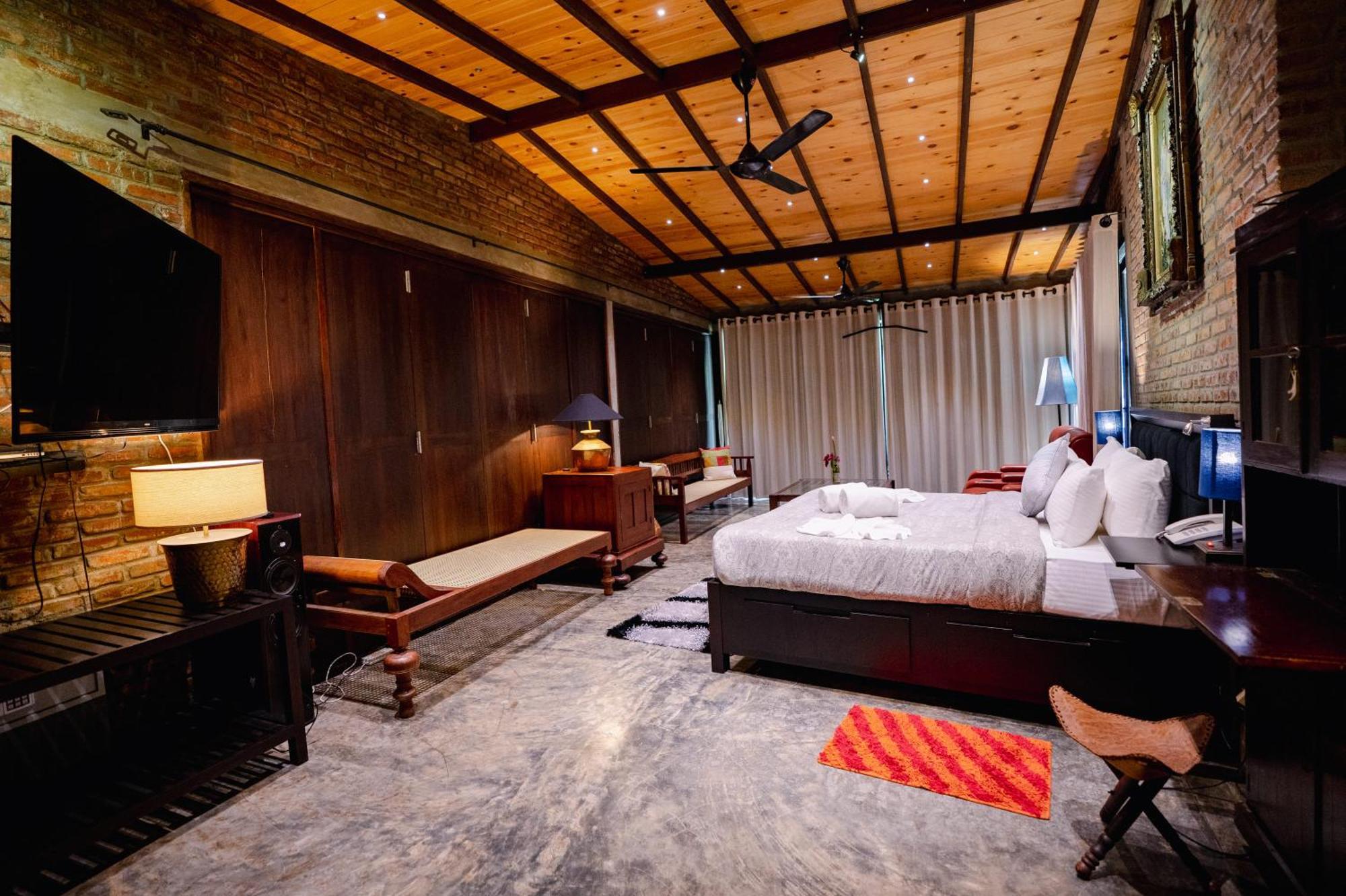 Aayu Hanthana Boutique Hotel كاندي المظهر الخارجي الصورة