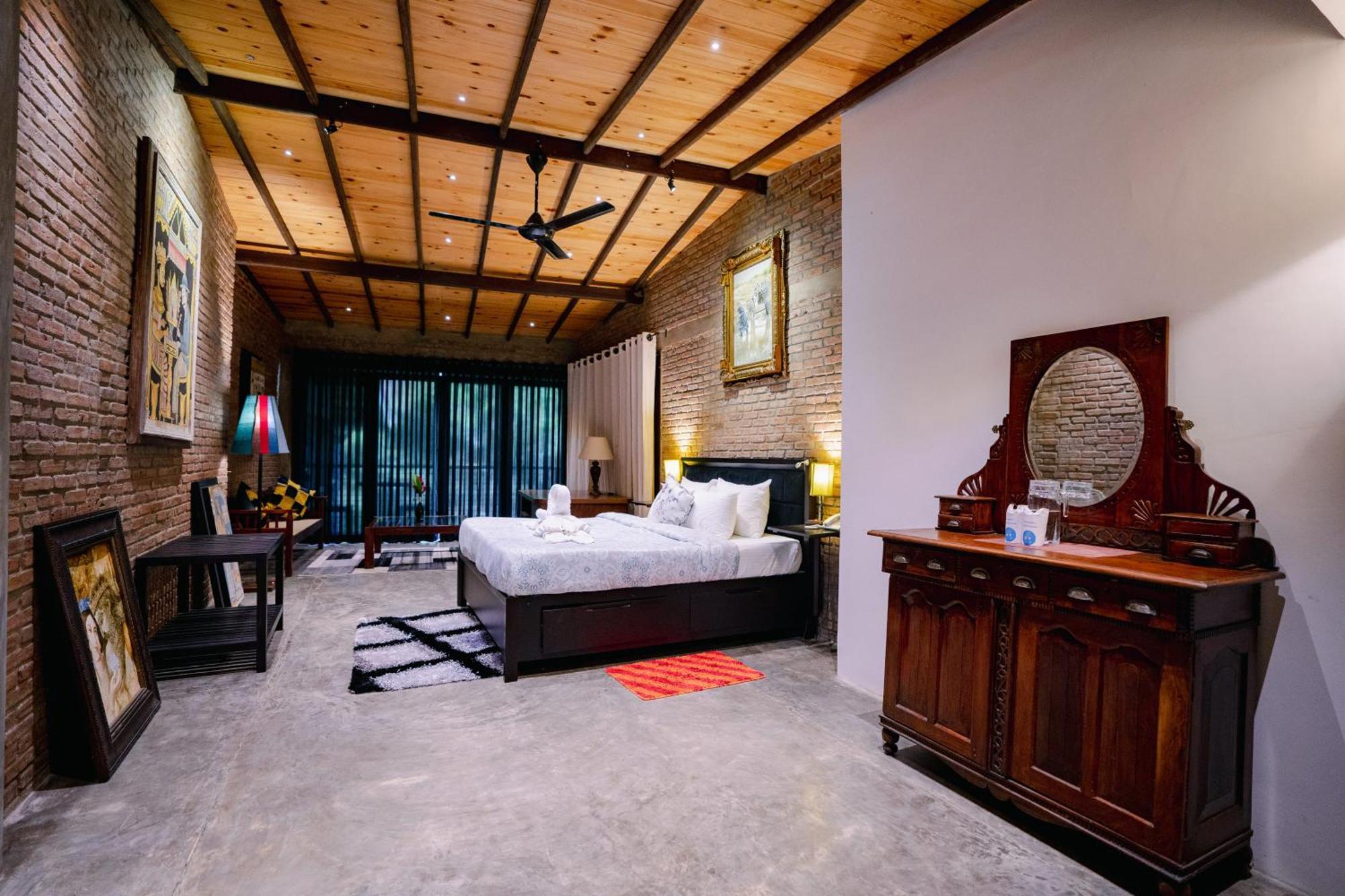 Aayu Hanthana Boutique Hotel كاندي المظهر الخارجي الصورة